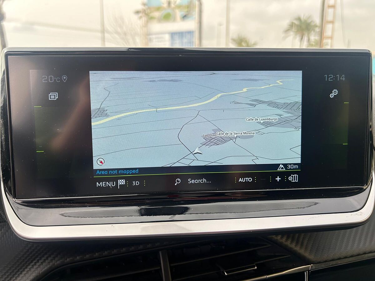 PEUGEOT 2008 ALLURE 1.2 E-THP AUTO SPANISH LHD IN SPAIN 28000 MILES SUPER 2022